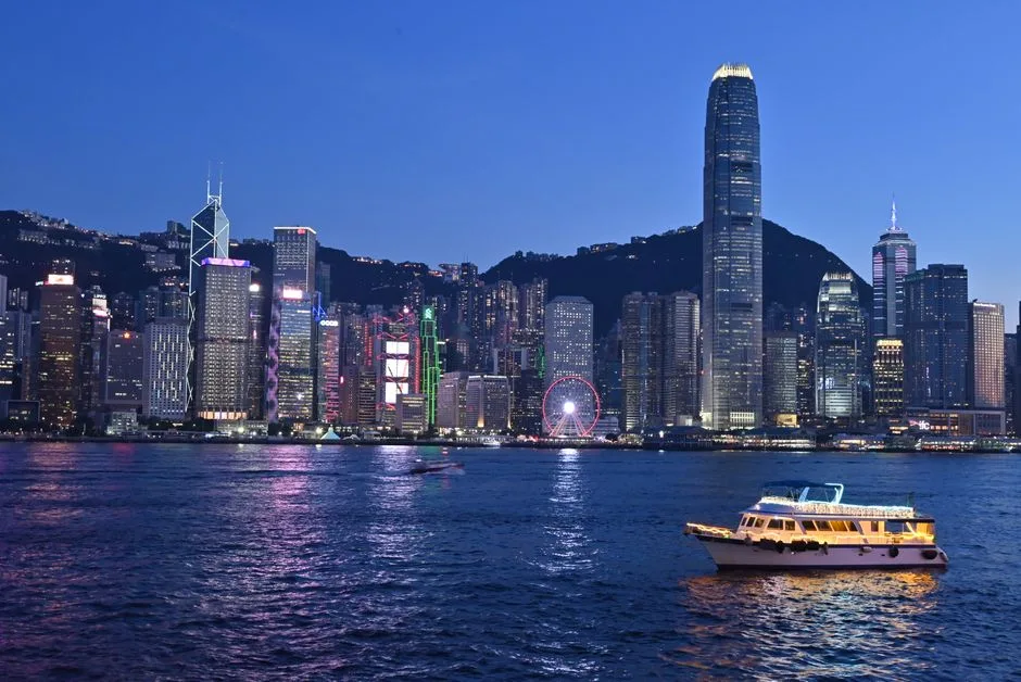 Hong Kong Dependant Visa Coordination, Hong Kong – Coutts Consultants